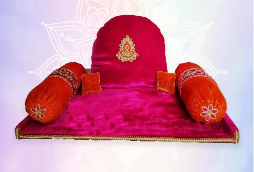 Shahi Aasan  (12*16, Orange)